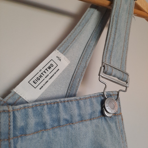 Jean overalls dress. Eighty Two Denim size small. - Picture 5 of 8